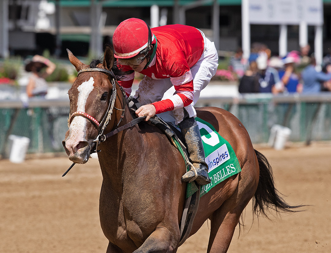 Sconsin wins the 2020 Eight Belles Stakes at Churchill Downs
