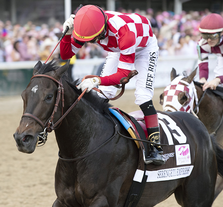 Serengeti Empress wins the Kentucky Oaks