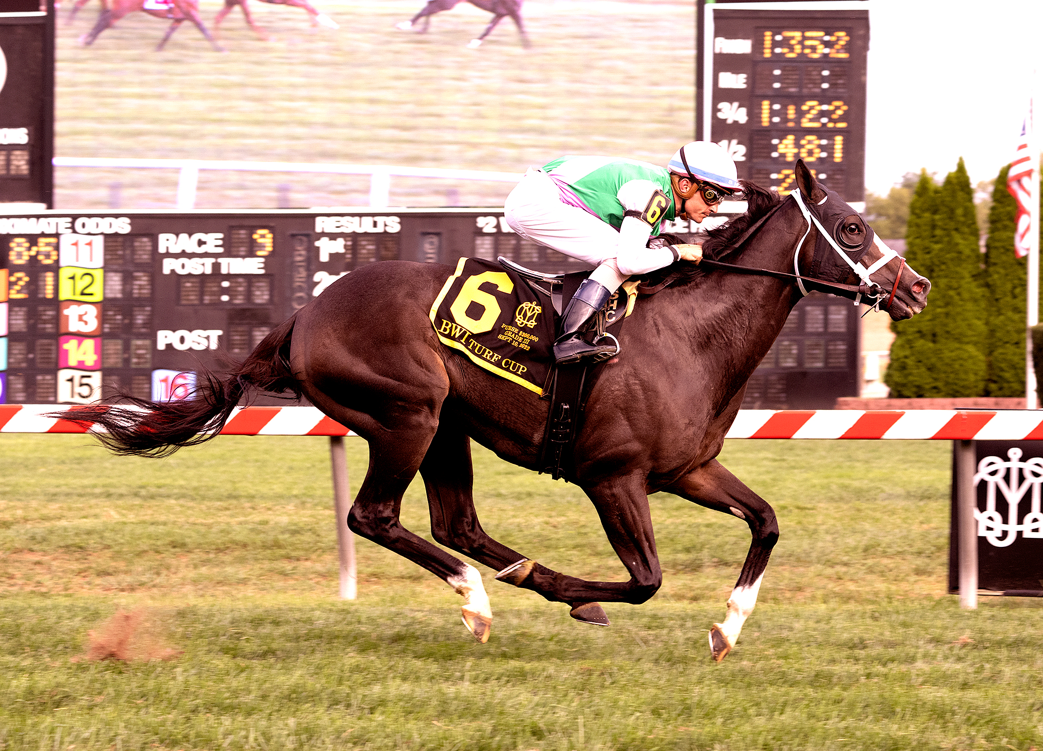 Set Piece/BWI Turf Cup