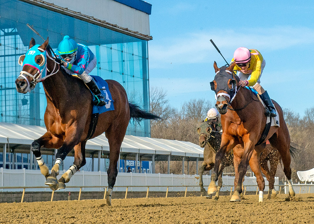 Shackled Love (left) wins the 2021 Private Terms Stakes at Laurel Park