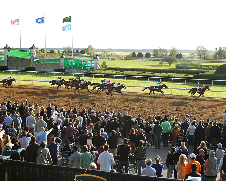 Dirt racing at Keeneland