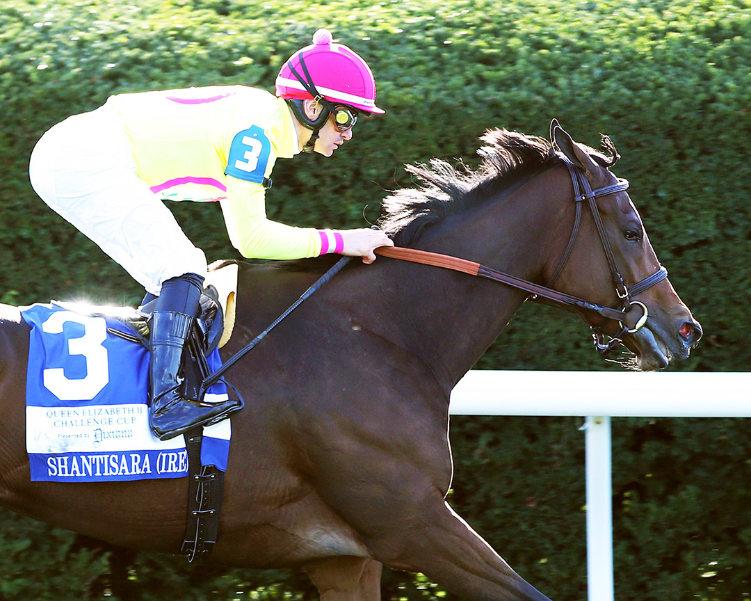 Shantisara wins the 2021 Queen Elizabeth II Challenge Cup at Keeneland