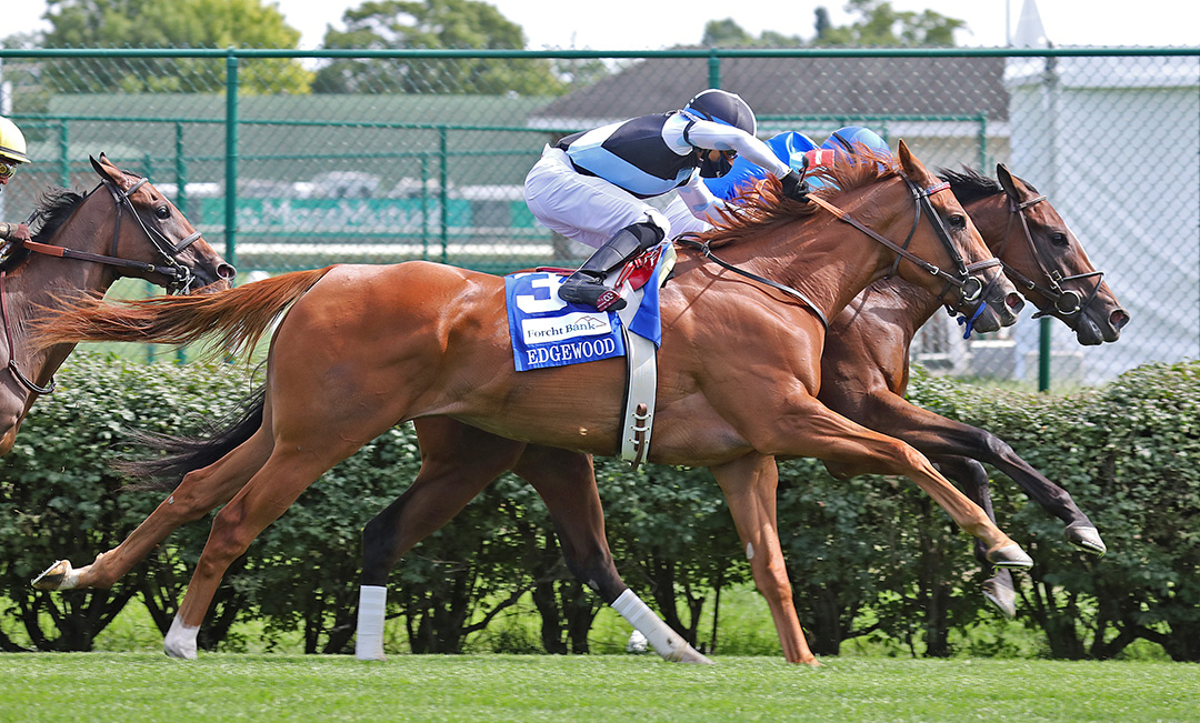 Sharing (No. 3) wins the Edgewood Stakes at Churchill