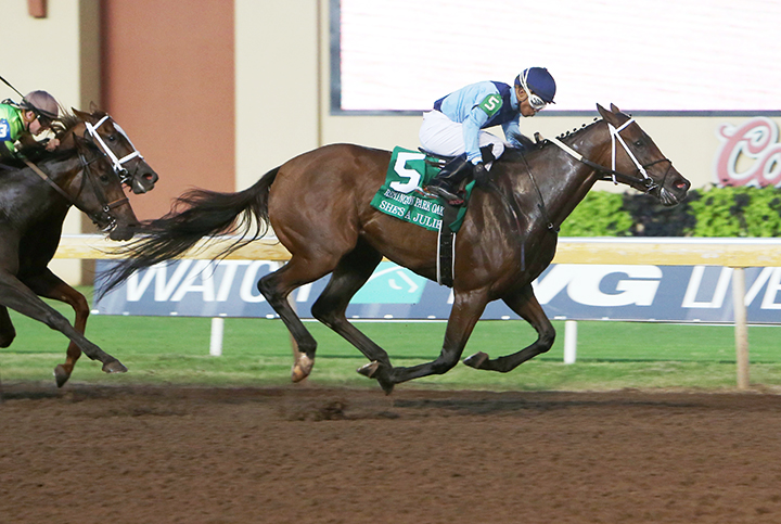 She-s a Julie wins the 2018 Remington Oaks