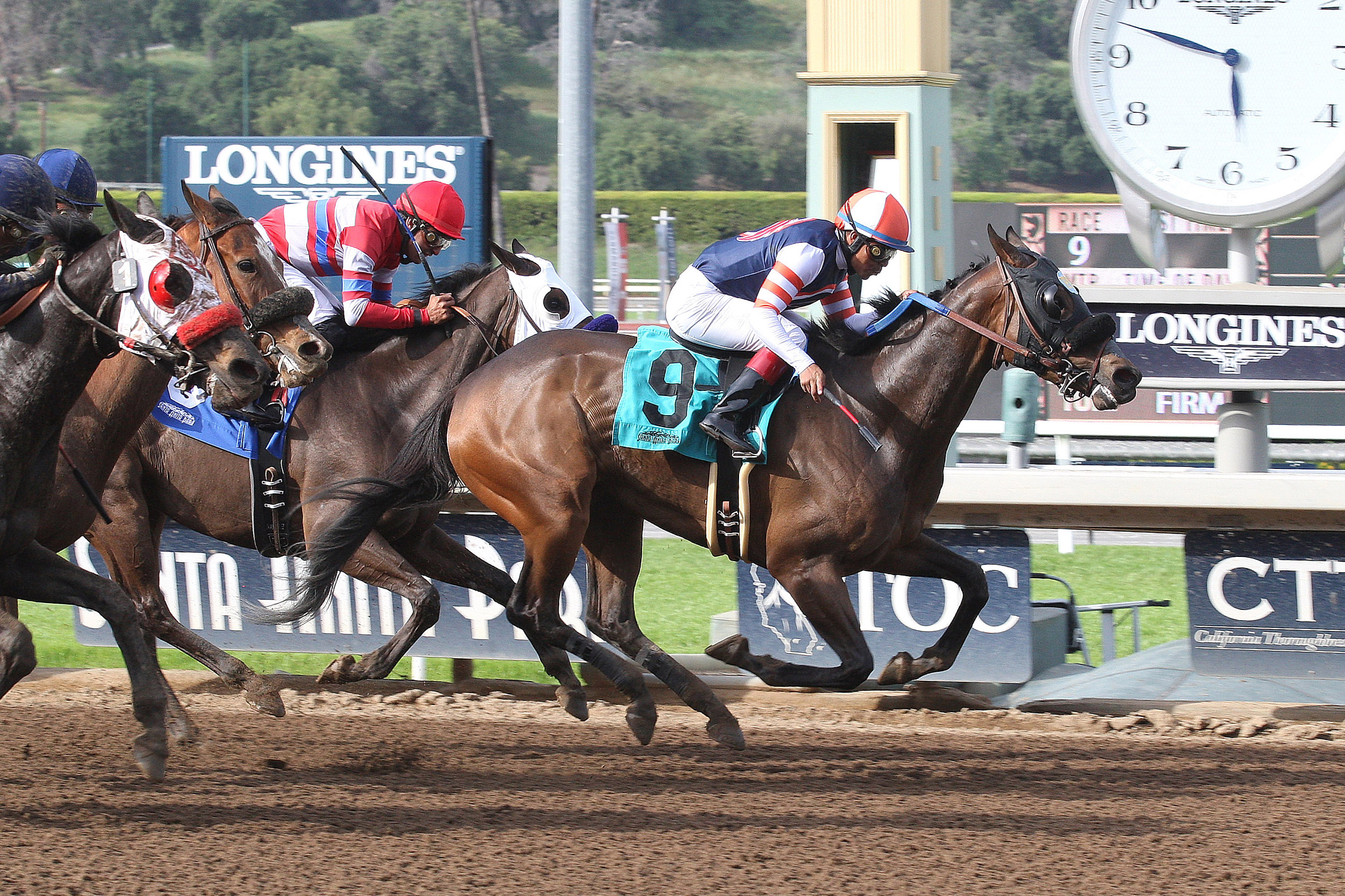 Sheer Pleasure wins the 2016 Dream of Summer