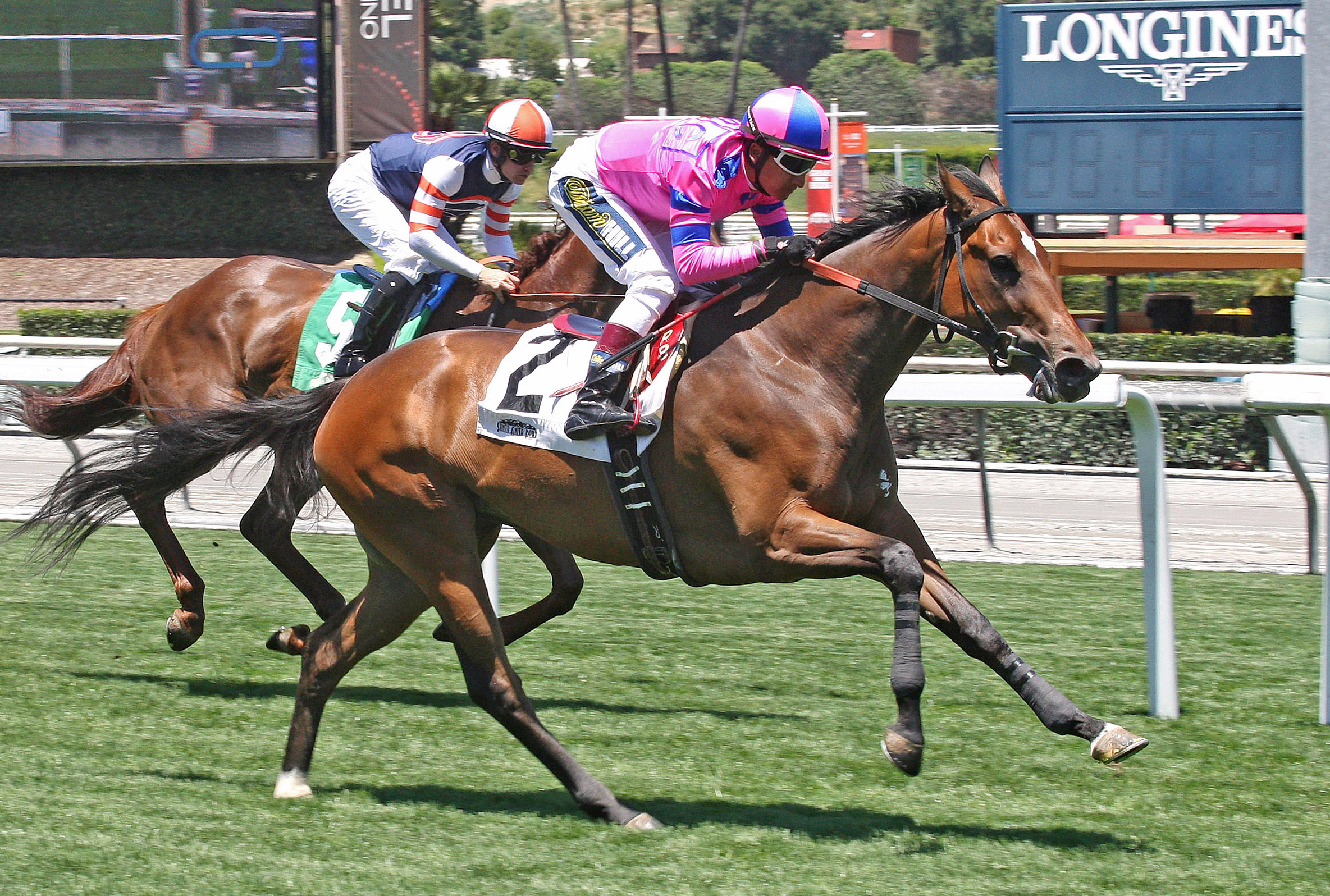 Sheeza Milky Way wins a May 19 optional claiming race