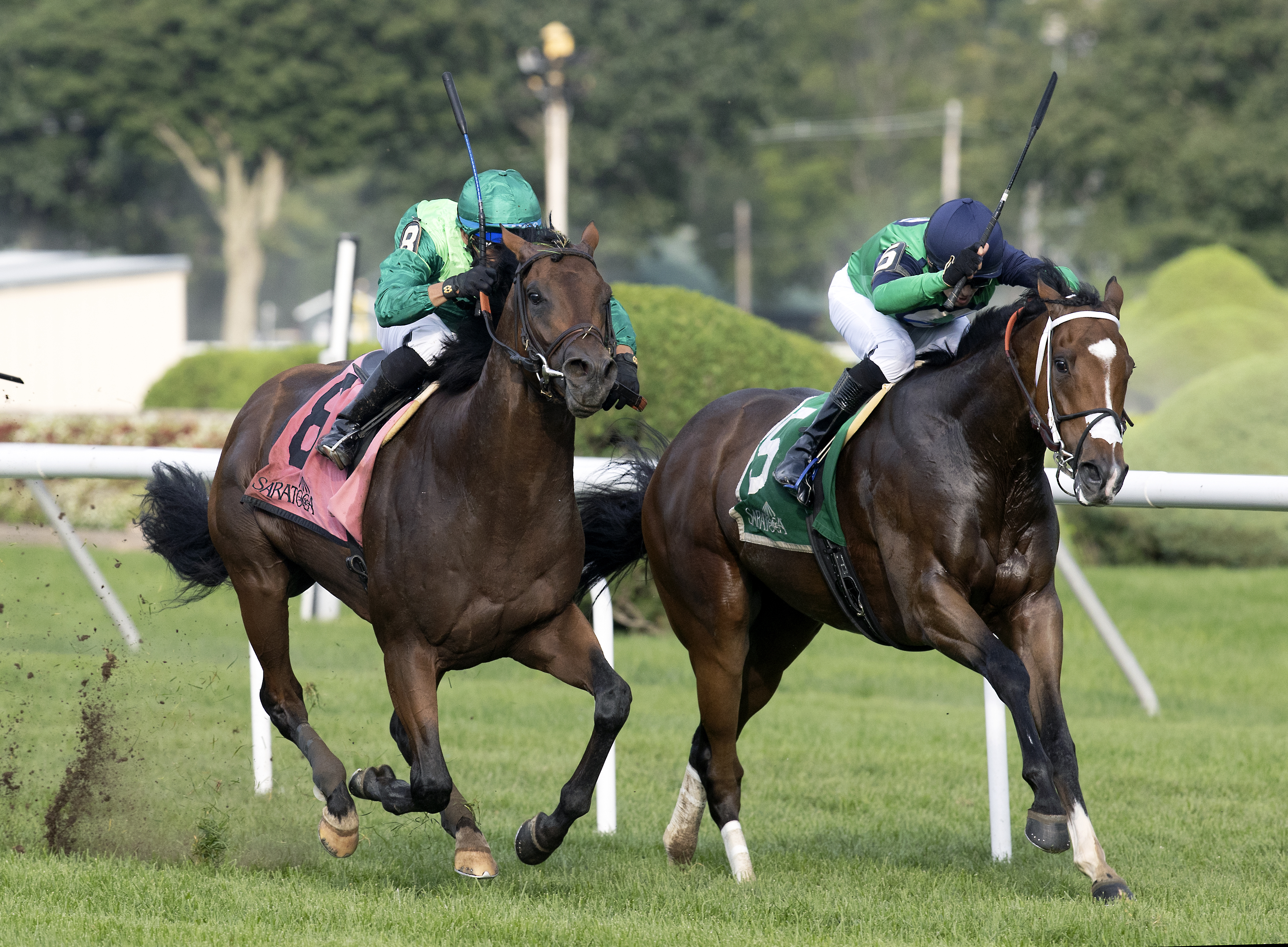 Sifting Sands (left) wins Better Talk Now 8-29-2021