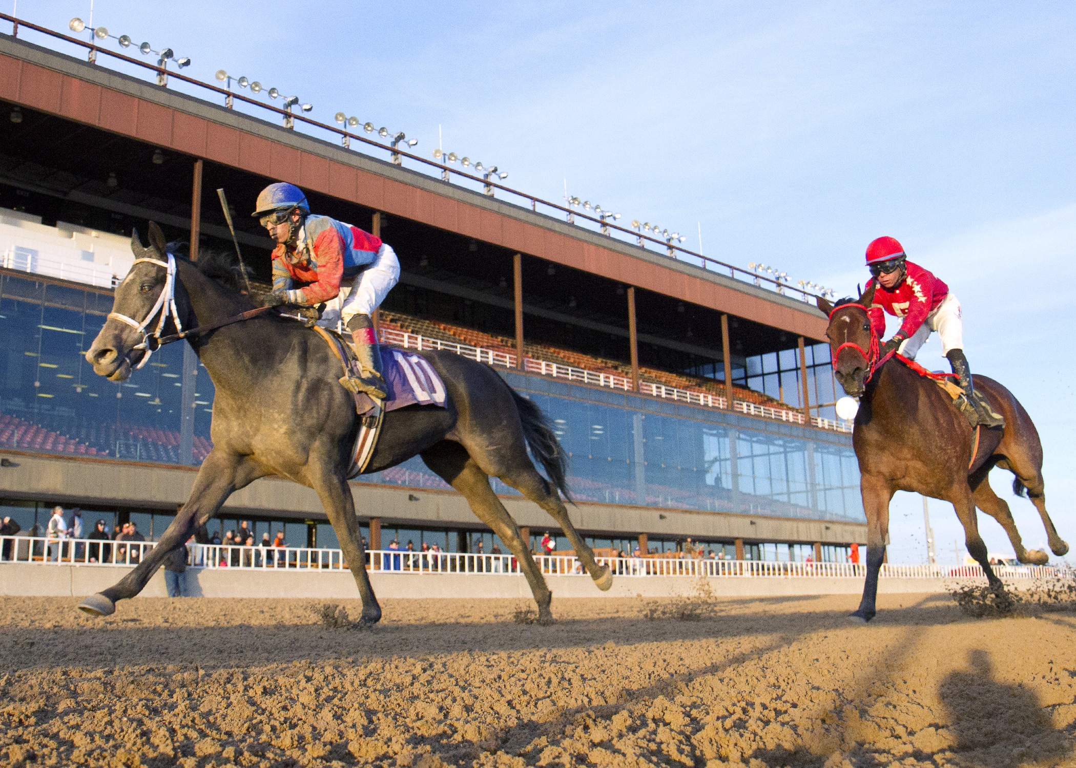 Silver Lode wins the Pat Whitworth Illinois Debutante