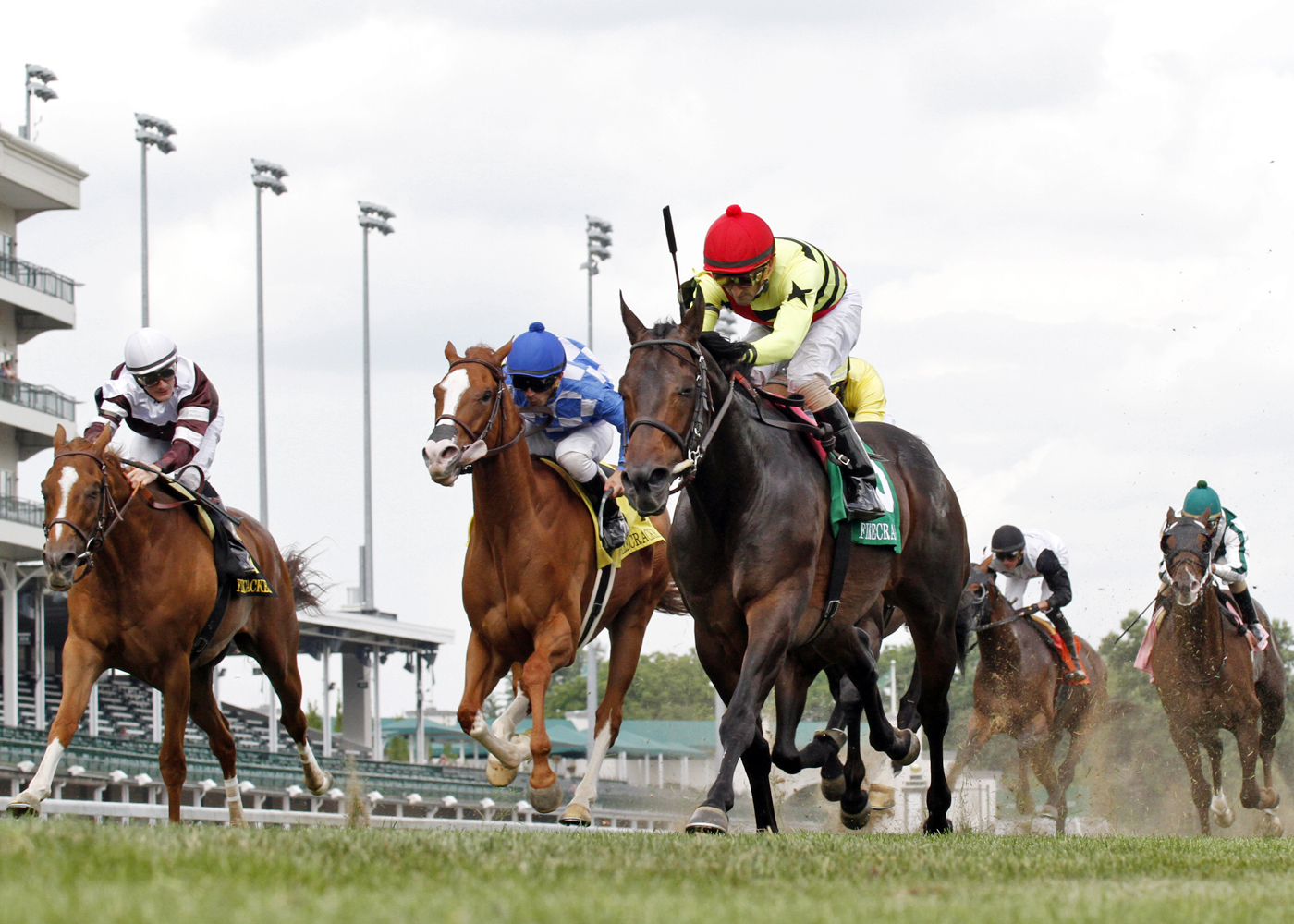 Silver Max wins the Firecracker Stakes