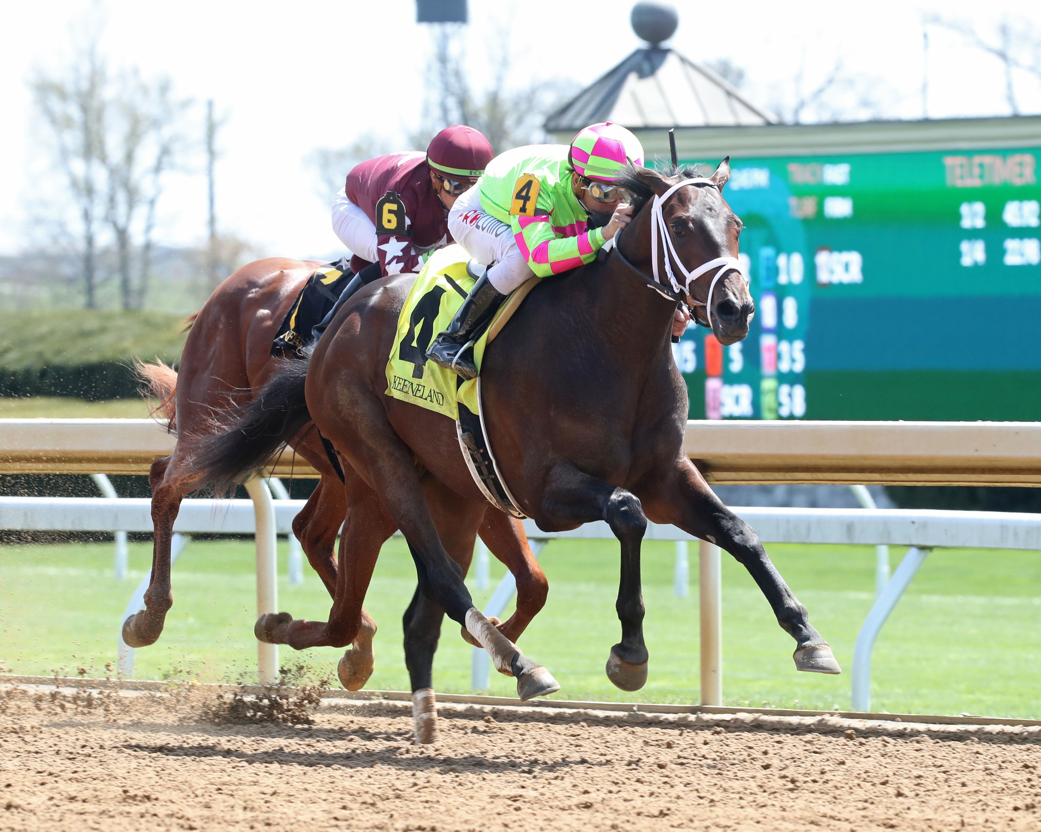 Simply Super wins a Keeneland maiden race on April 20 2022