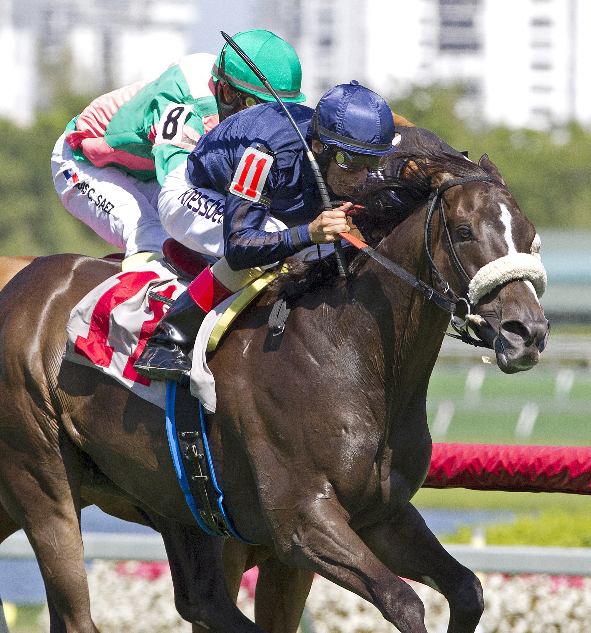 Sinatra wins an optional claimer