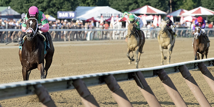 Sippican Harbor wins the 2018 Spinaway Stakes