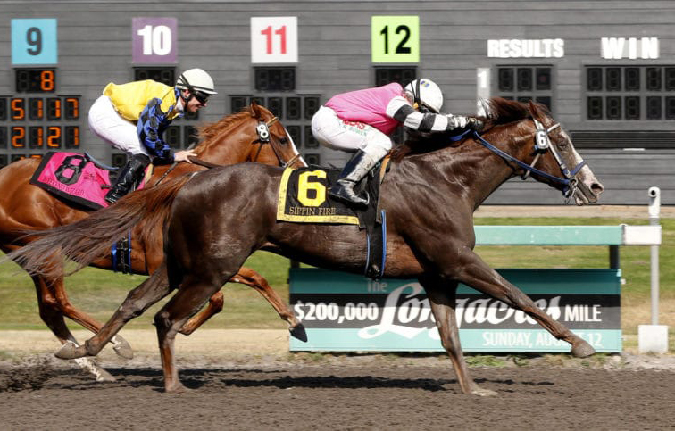 Rocco Bowen wins the 2018 Muckleshoot Derby aboard Sippin Fire