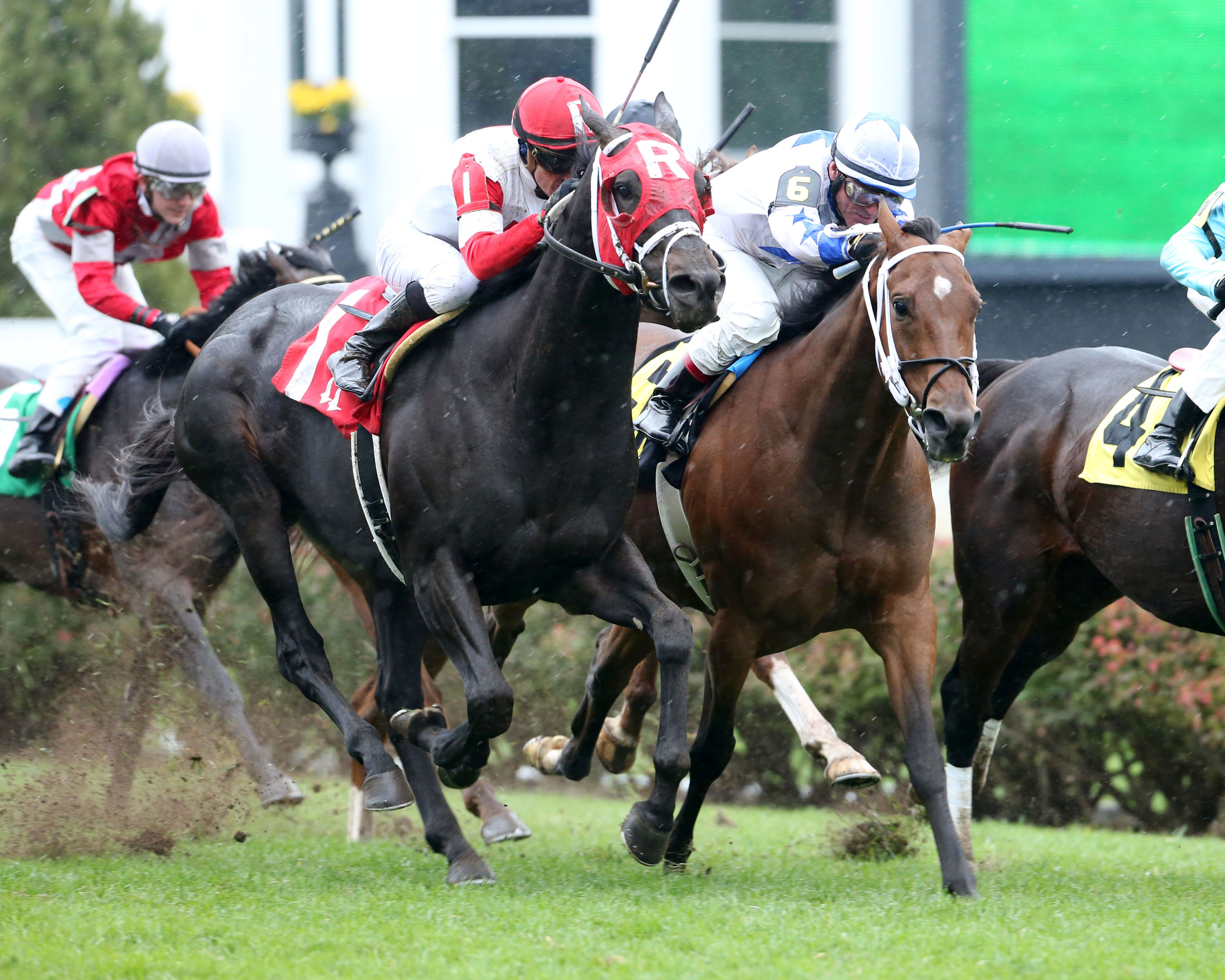 Sir Dudley Digges wins a Nov. 12 allowance