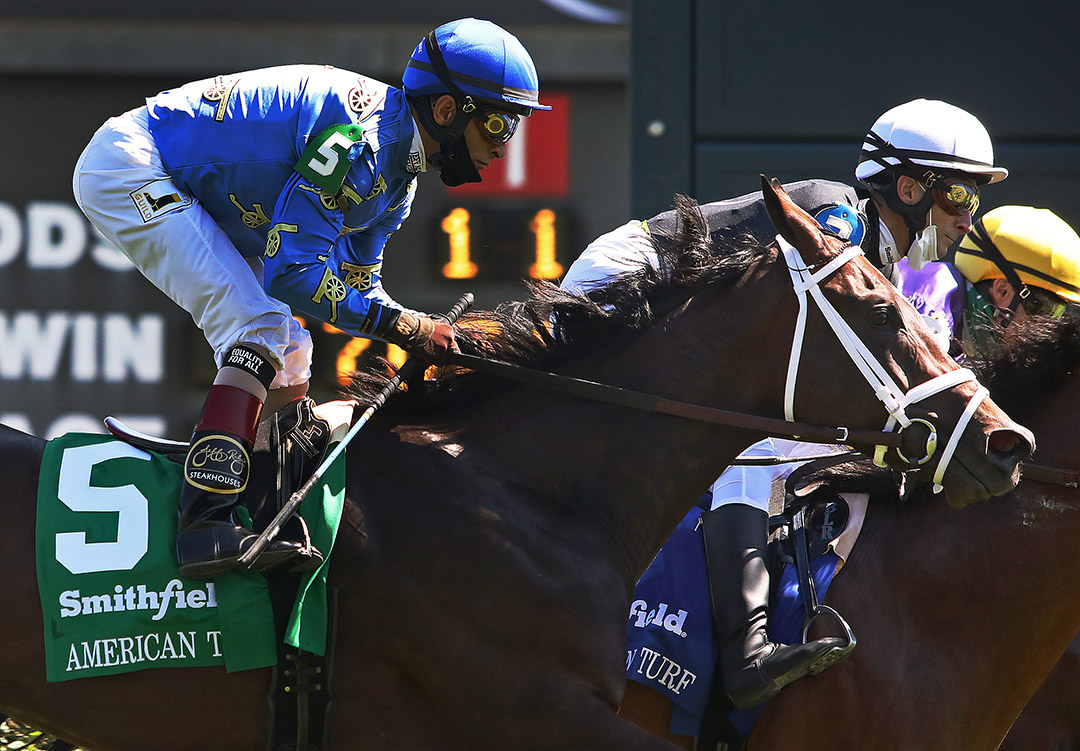 Smooth Like Strait finishes fourth in the American Turf Stakes at Churchill
