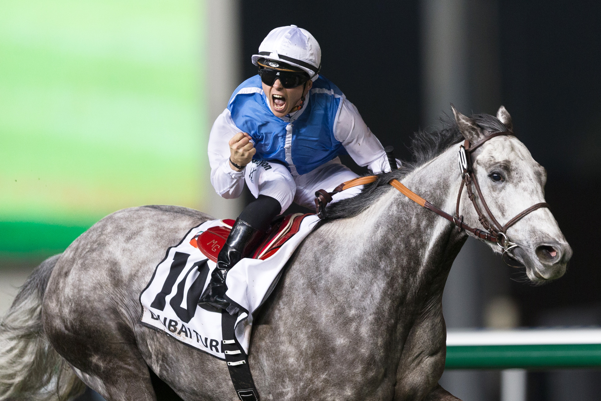 Solow wins the Dubai Turf