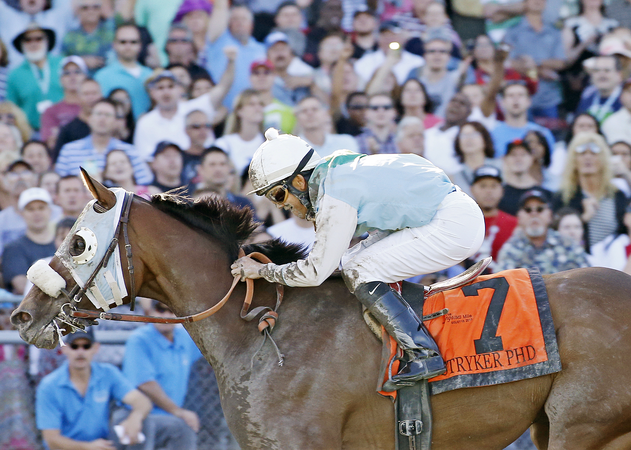 Stryker Phd wins the 2015 Longacres Mile