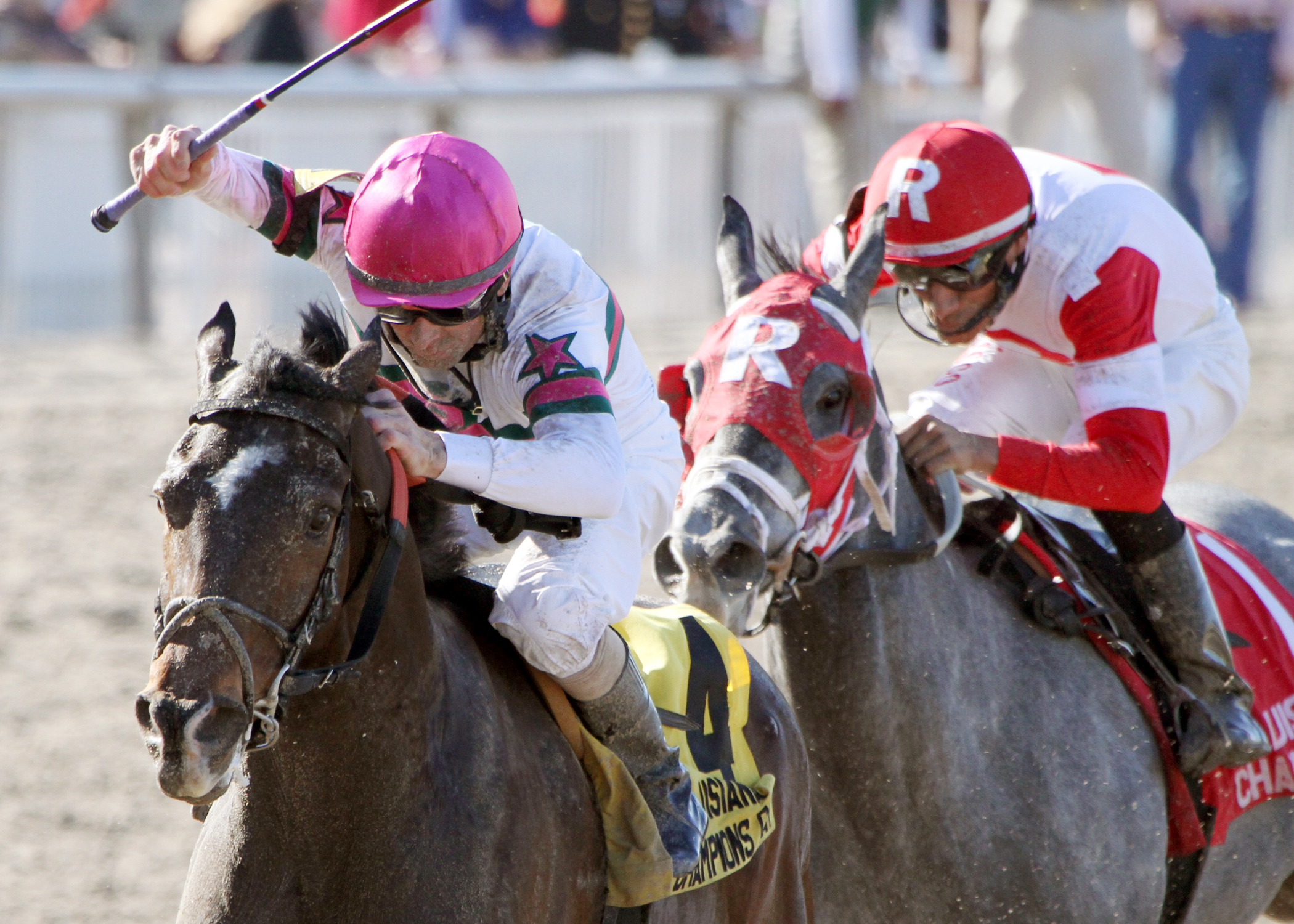 Sunbean wins the Louisiana Champions Day Classic