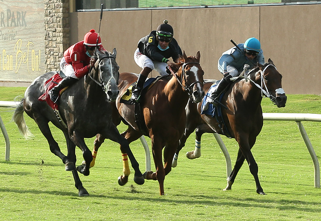 Sunlit Song (left) wins the 2020 Assault at Lone Star Park