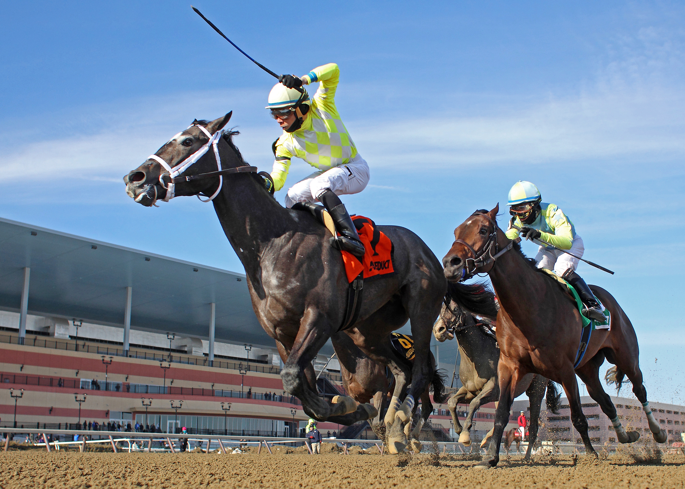 Sunny Ridge wins the Withers
