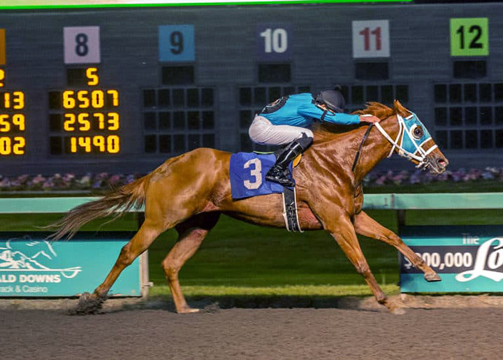 Sunshine Emily wins a May 10 claiming race at Emerald Downs