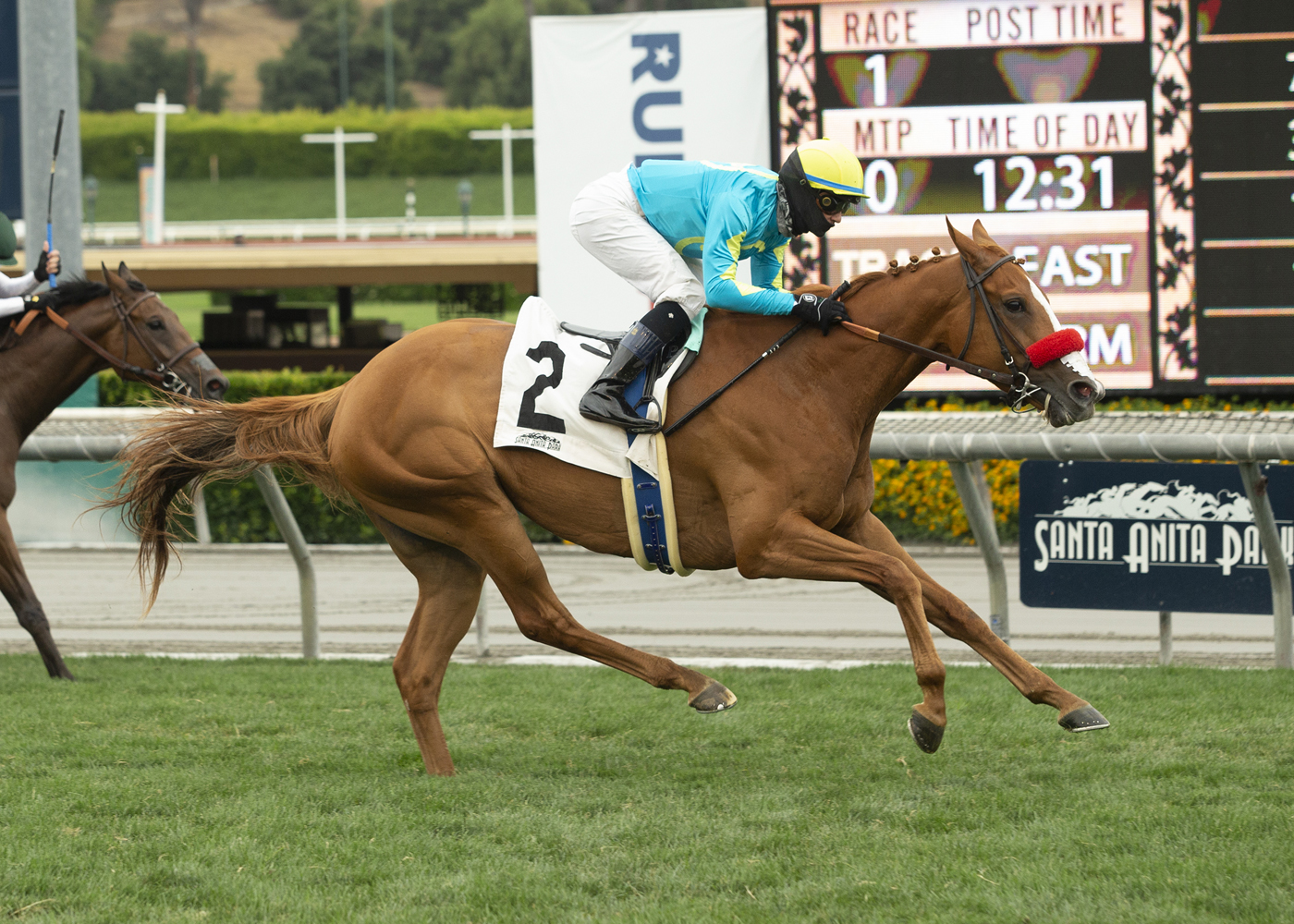 Super Patriot wins the Fran's Valentine.6-6-2020.BEN