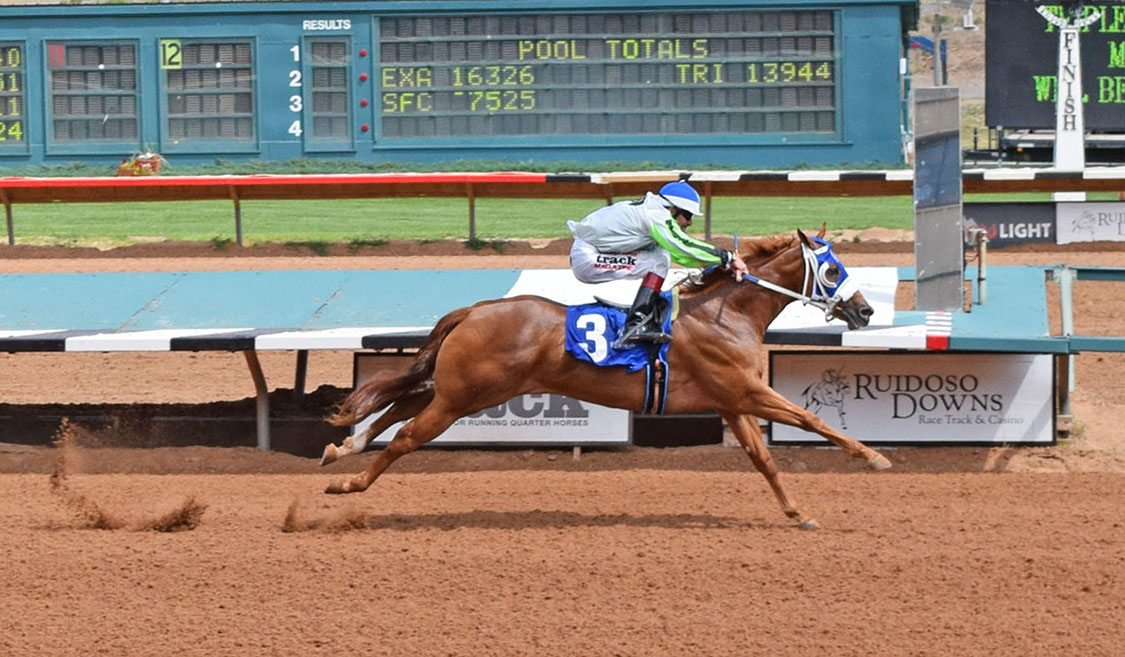Suze Returns wins a Rainbow Futurity trial on July 6