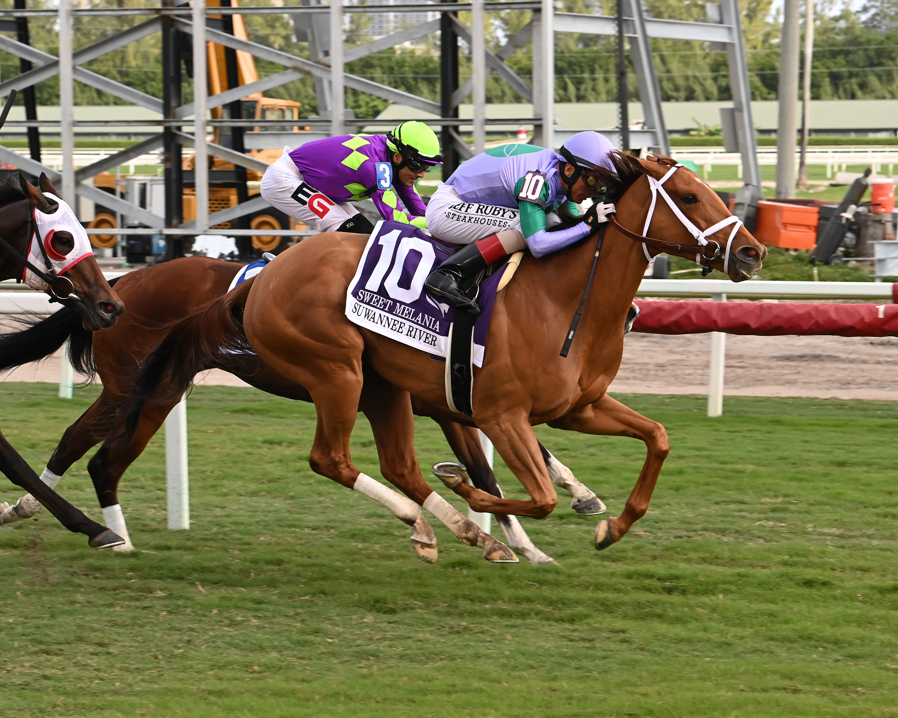 Sweet Melania wins Suwannee River 12-18-2021