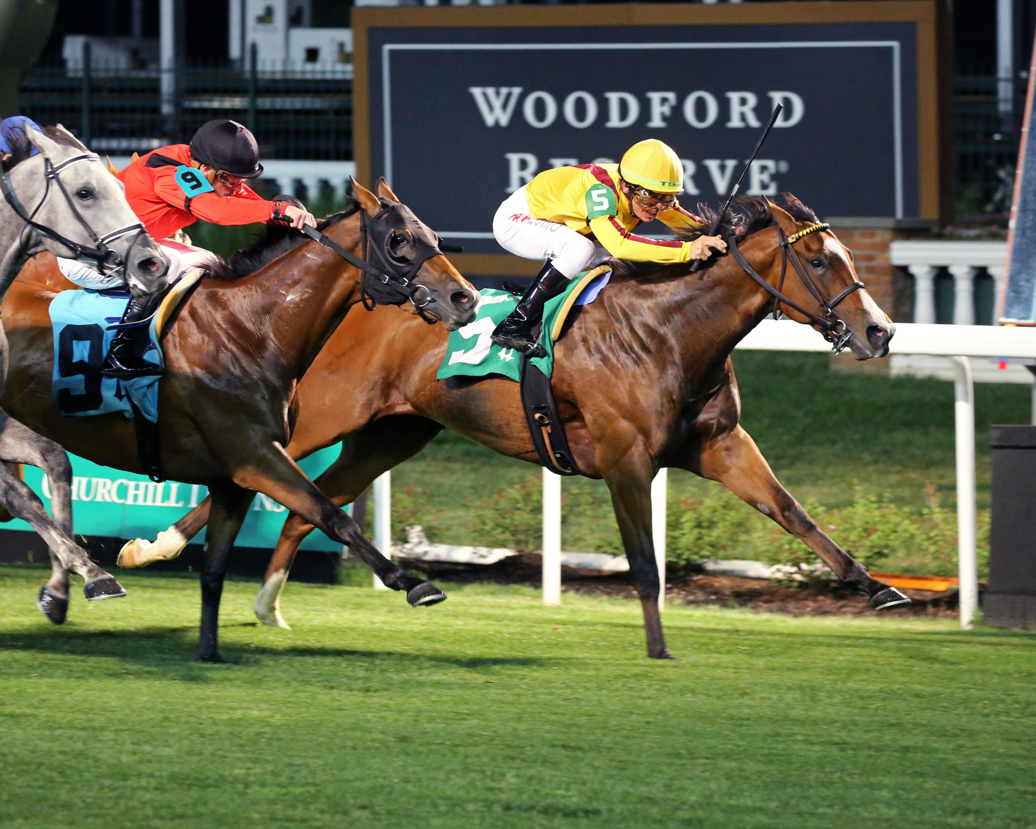 Twilight Gleaming wins Mamzelle 5-14-2022
