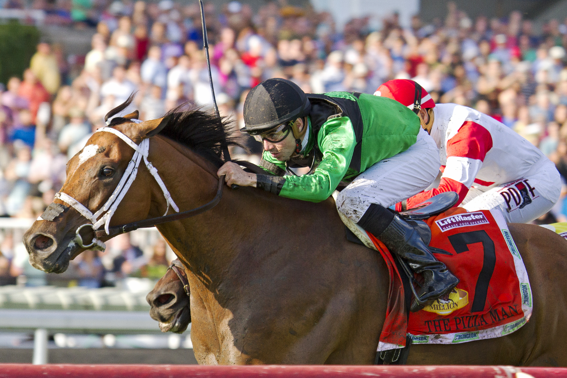 The Pizza Man wins the Arlington Million