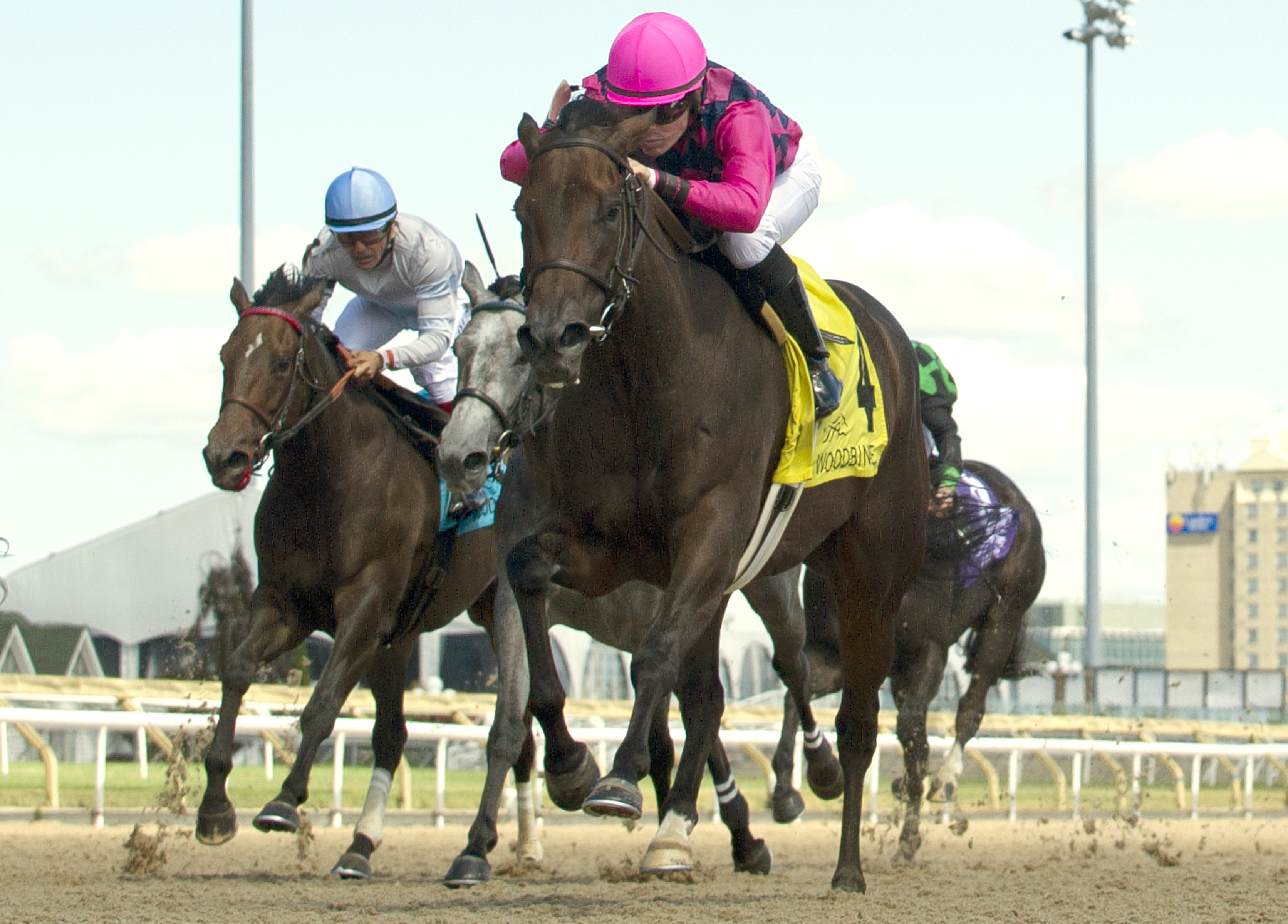 Tiz Imaginary wins the Duchess Stakes
