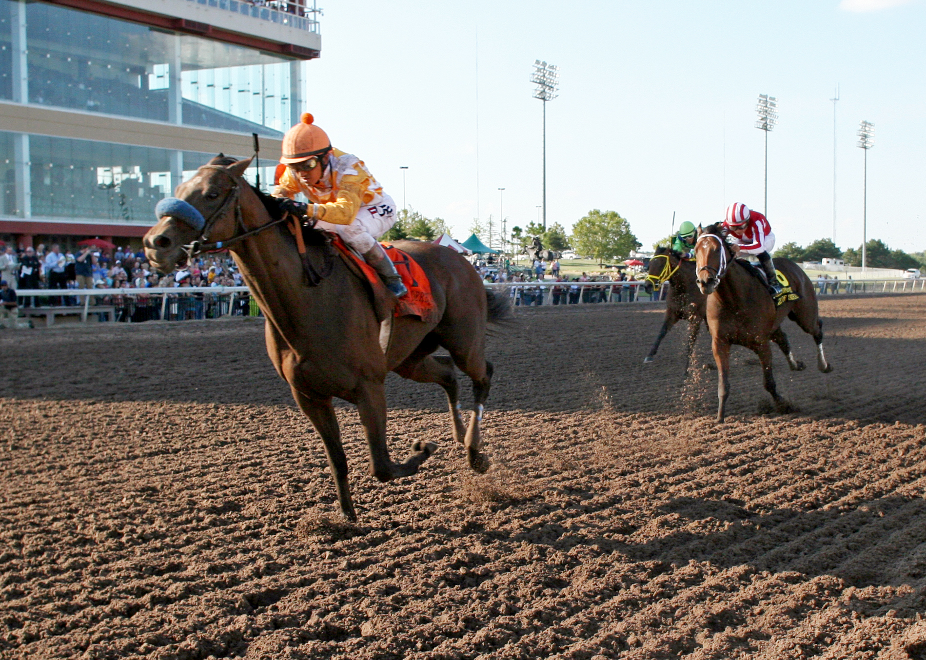 Tonito M wins the Oklahoma Derby