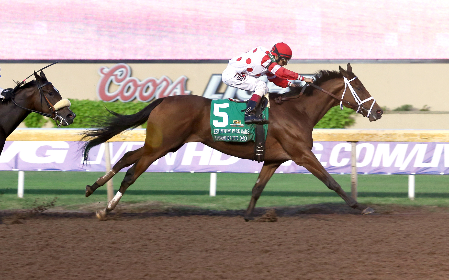 Unbridled Mo wins the Remington Park Oaks
