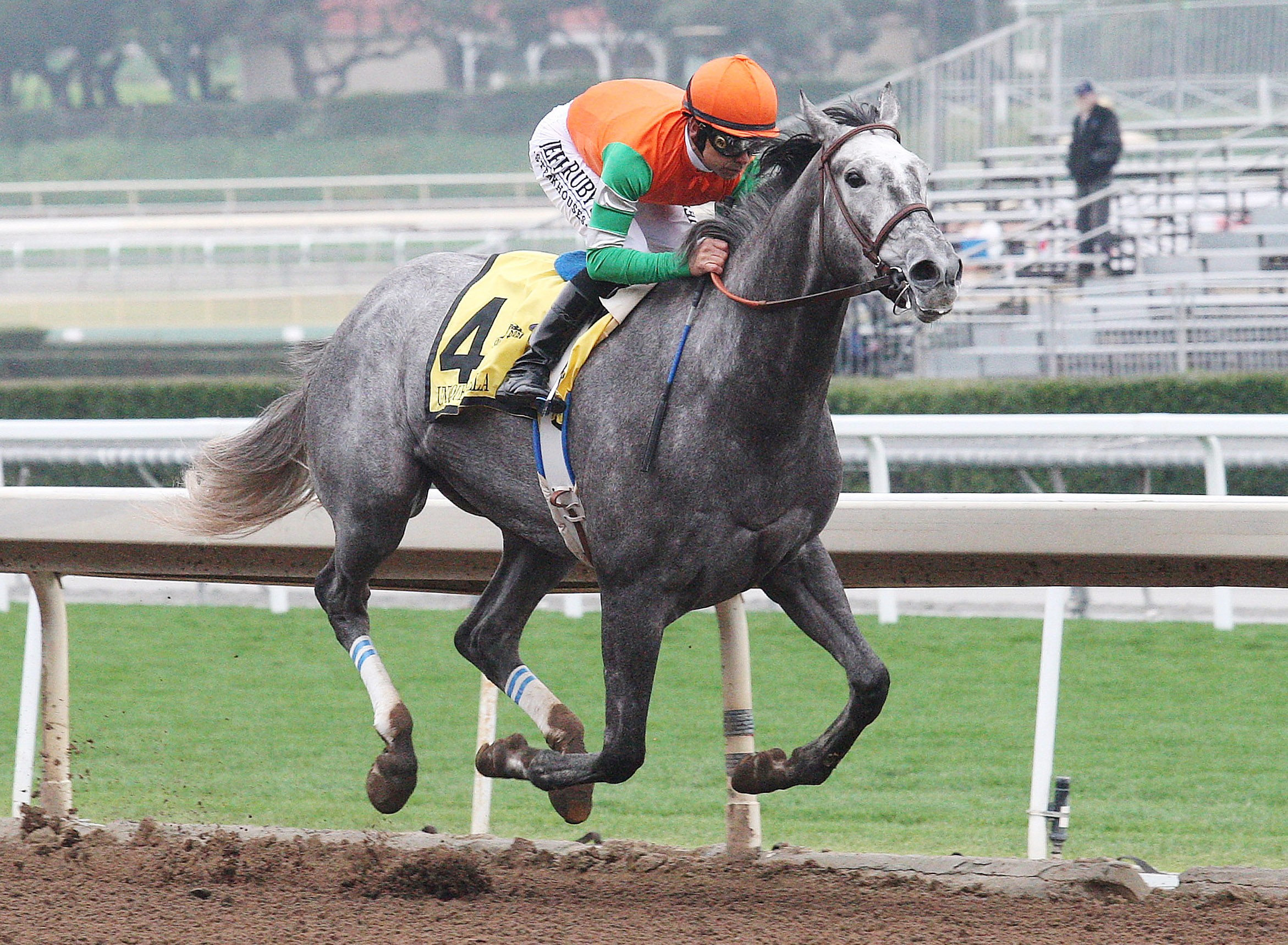 Unique Bella wins the Las Virgenes