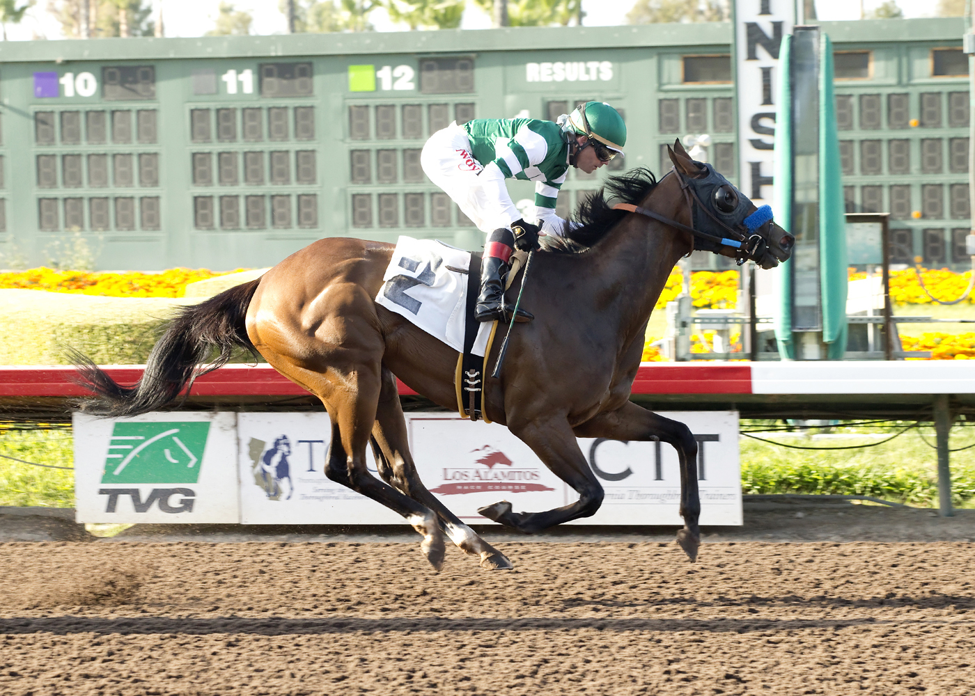 Uptown Twirl wins the Surfside Stakes