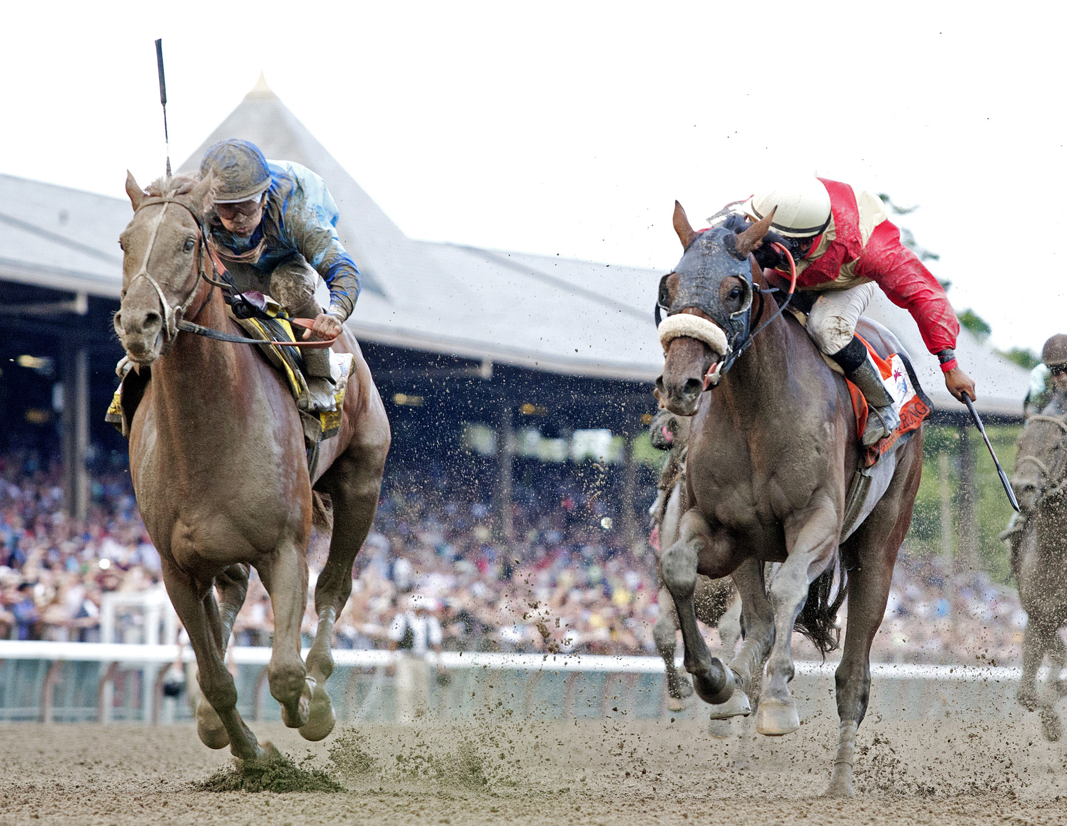 V. E. Day wins the Travers