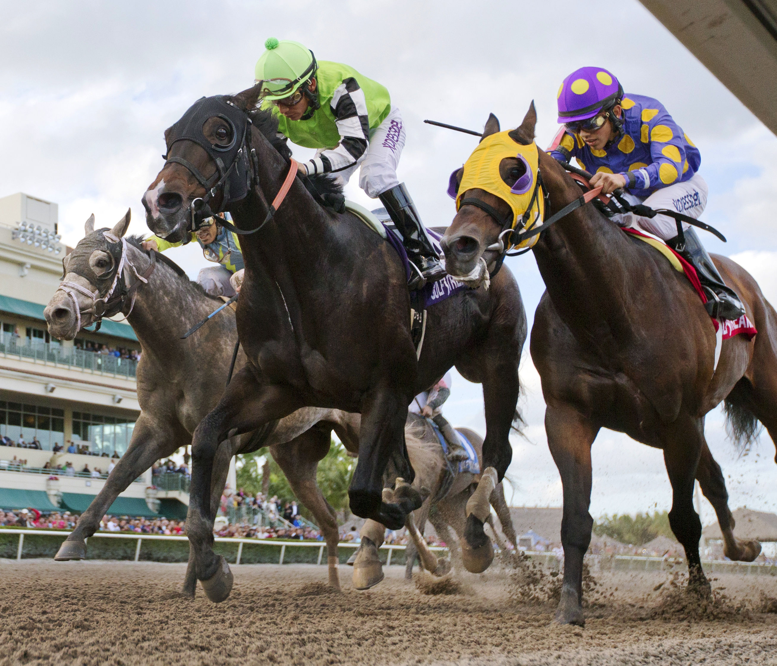 Valid wins the Fred W. Hooper