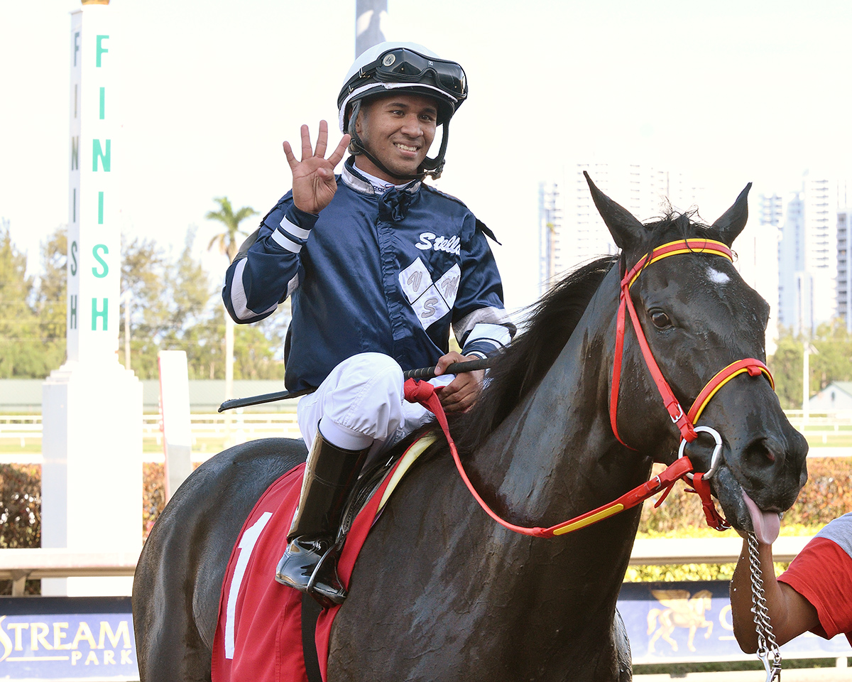 Miguel Vasquez wins four races at Gulfstream on April 26