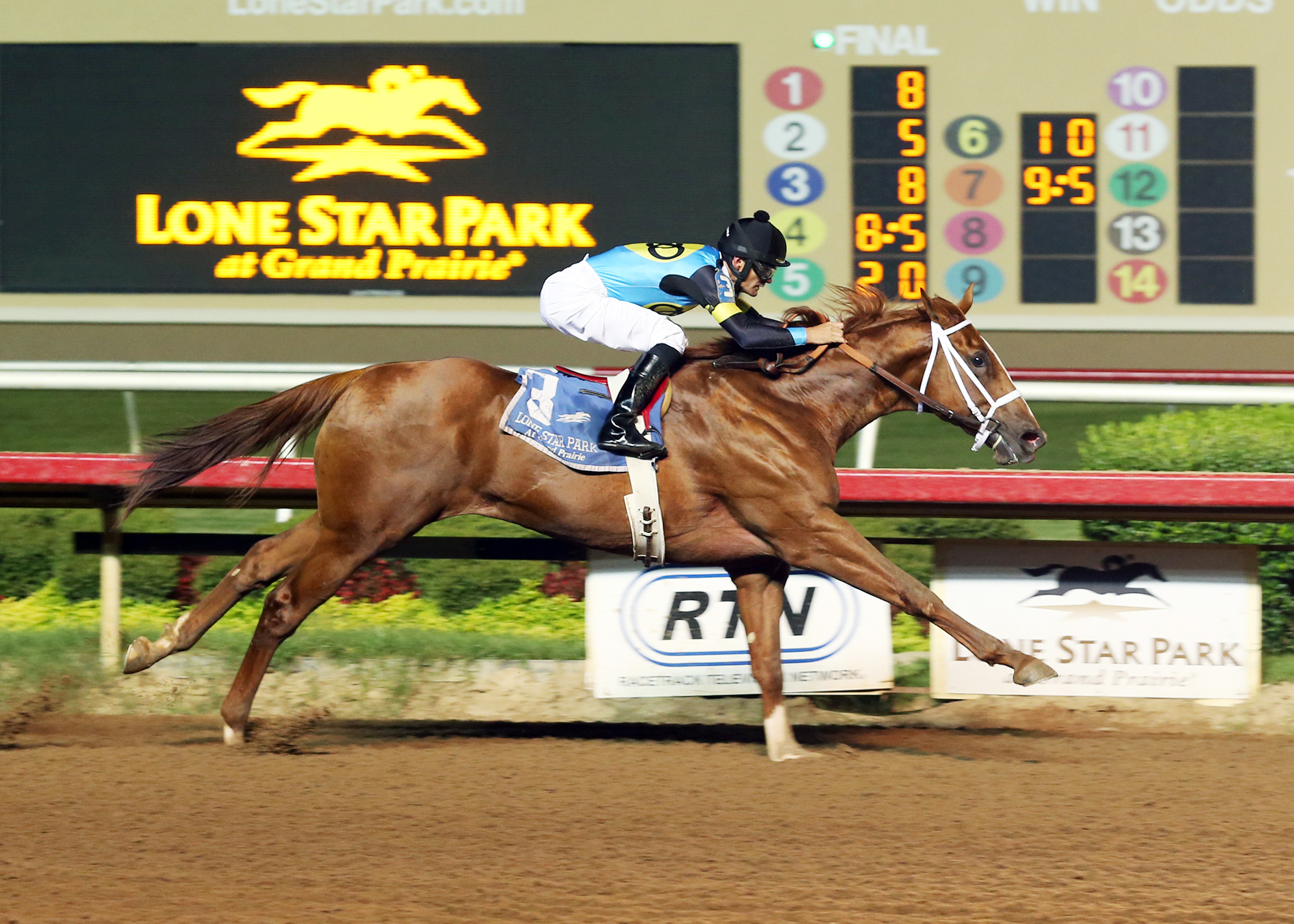 WV Jetsetter wins the TTA Sales Futurity