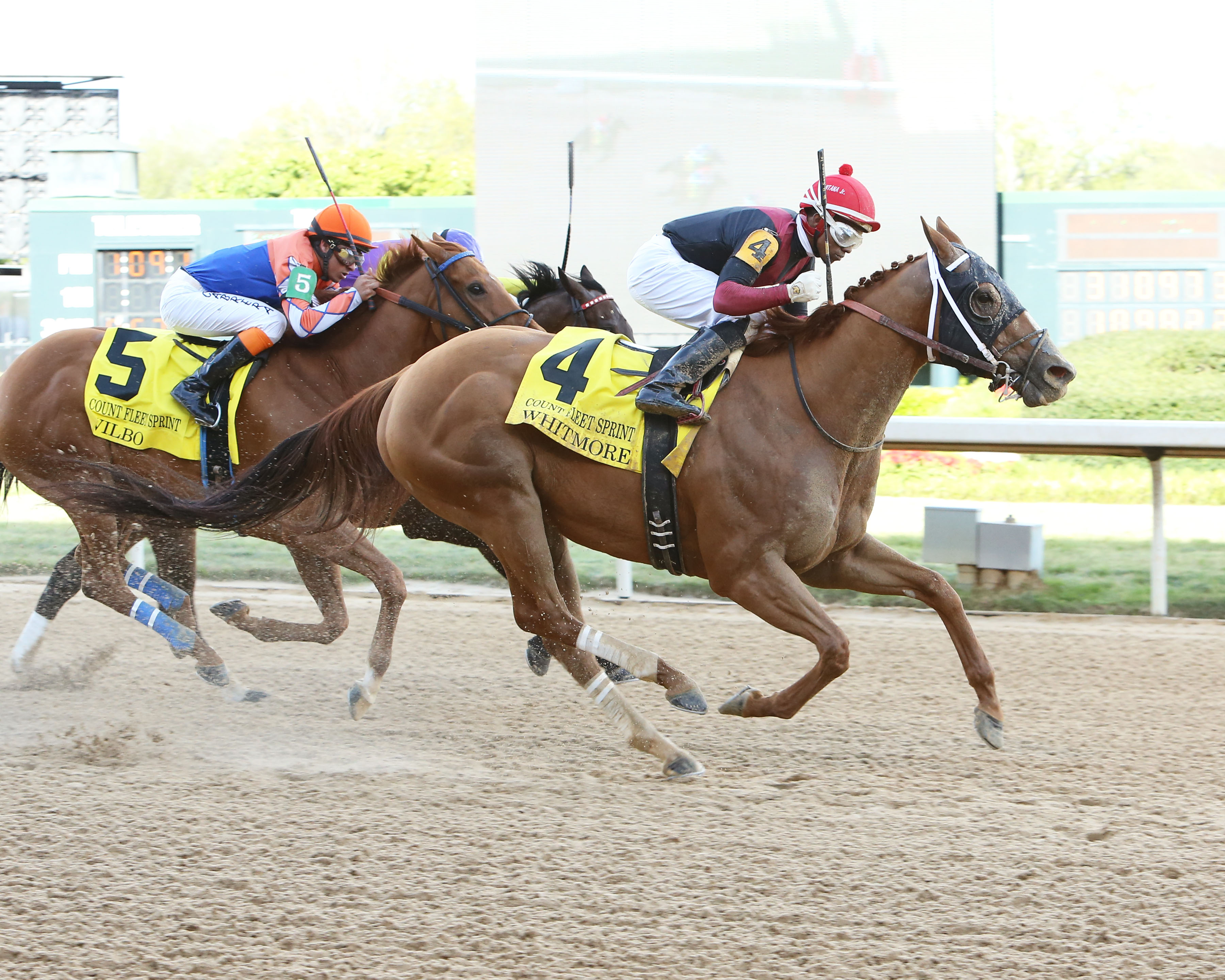 Whitmore wins the 2018 Count Fleet Sprint Handicap