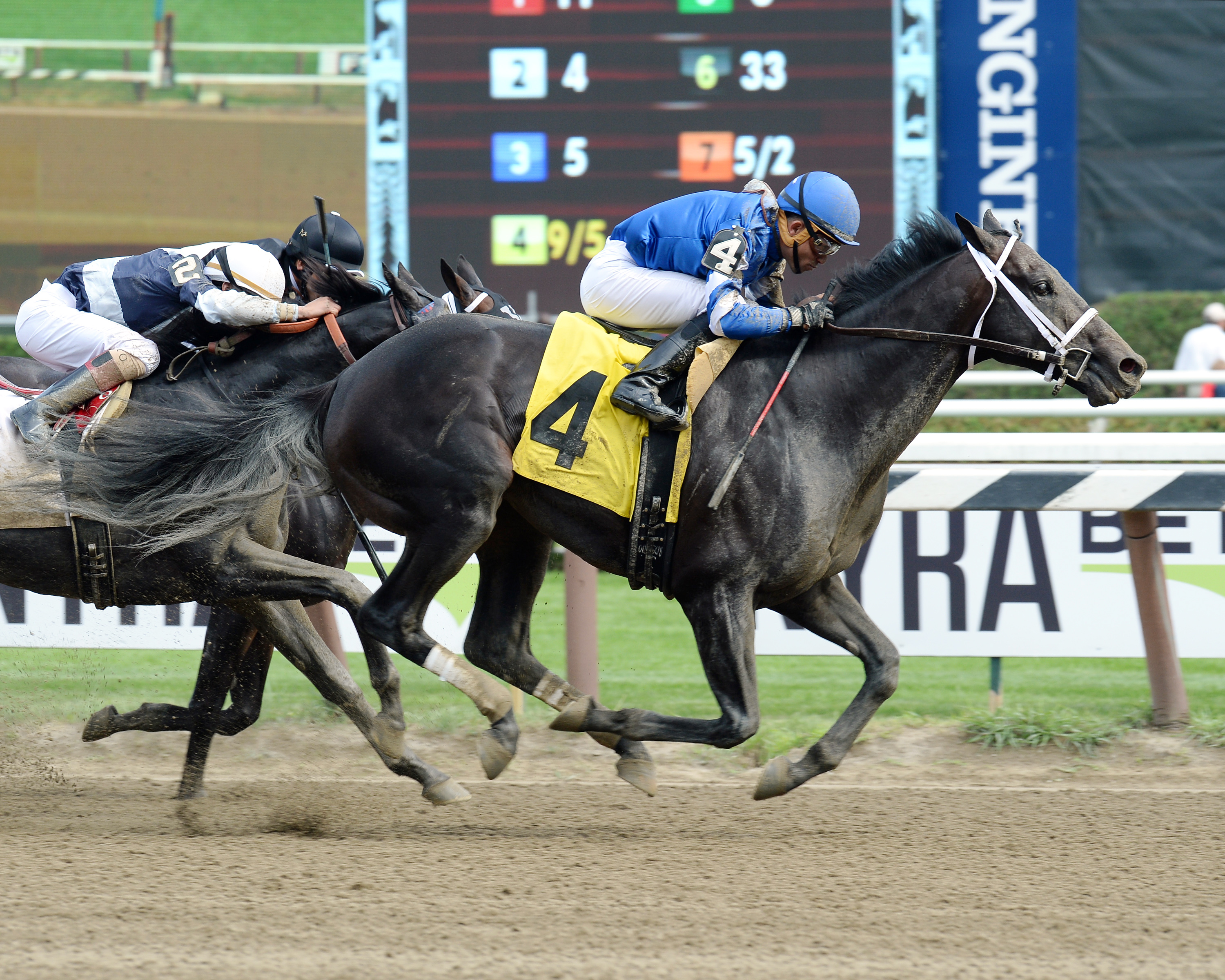 Watershed wins an allowance race