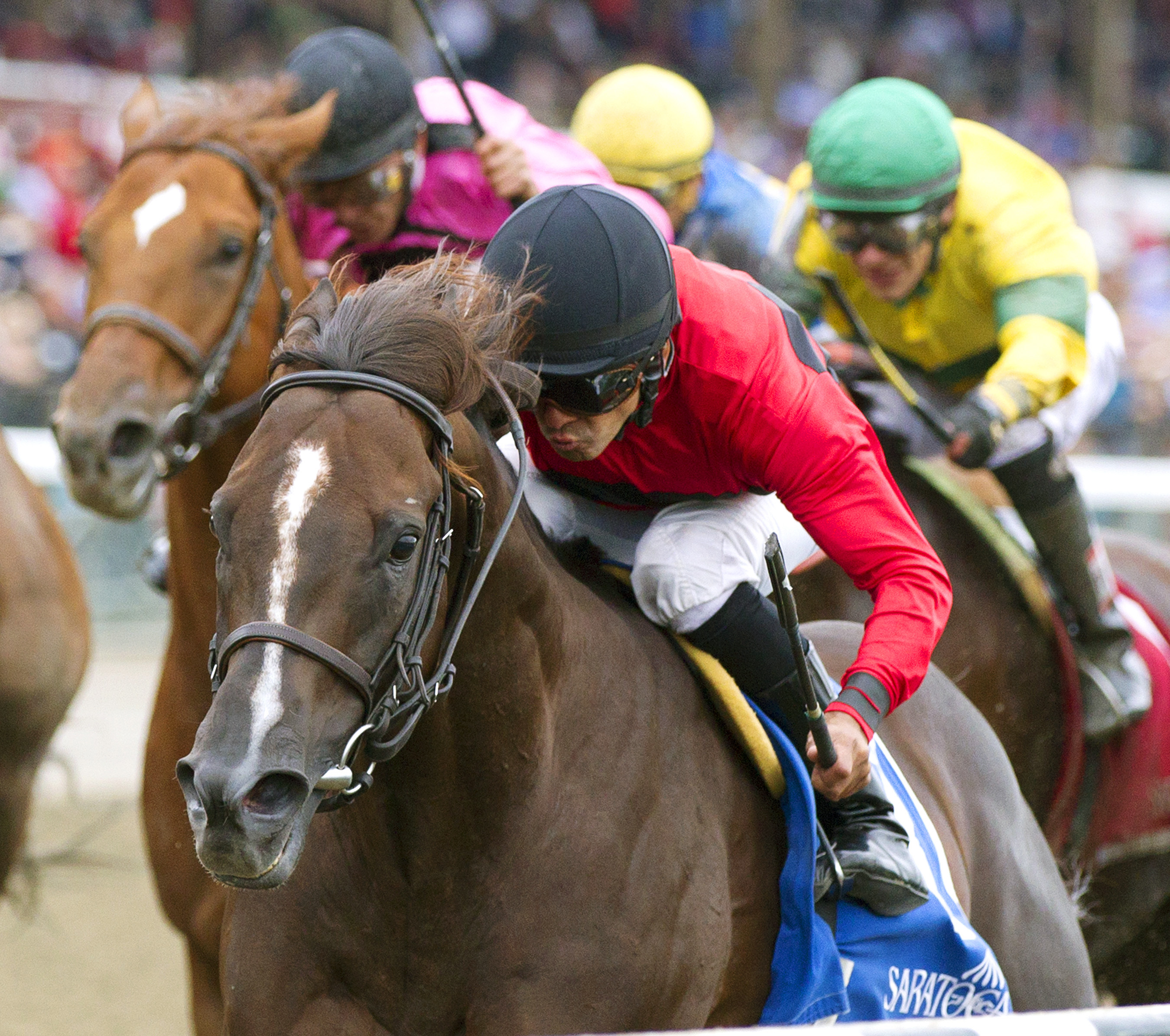 Weekend Hideaway wins the John Morrissey