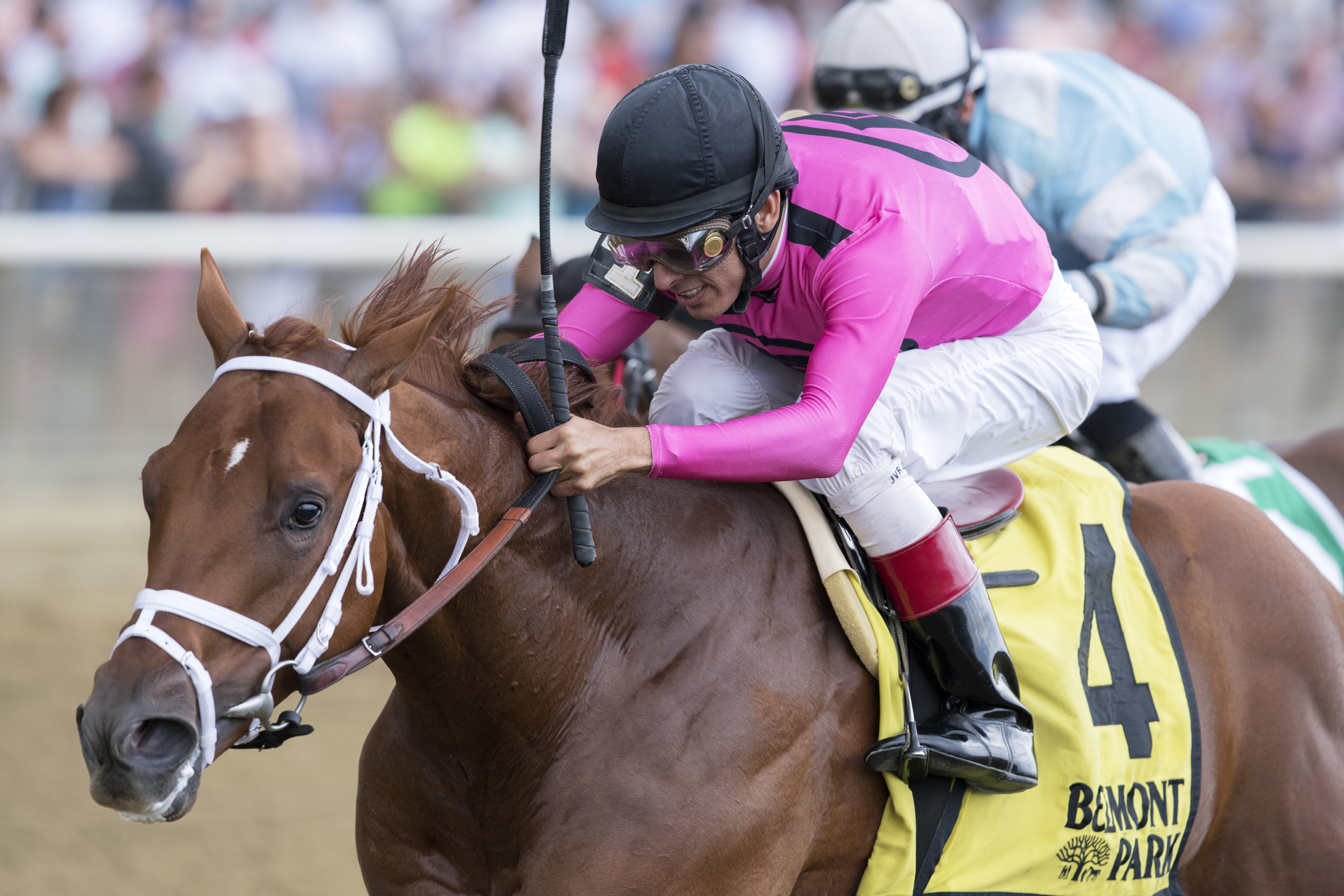 What a Catch wins the Rockville Centre Stakes