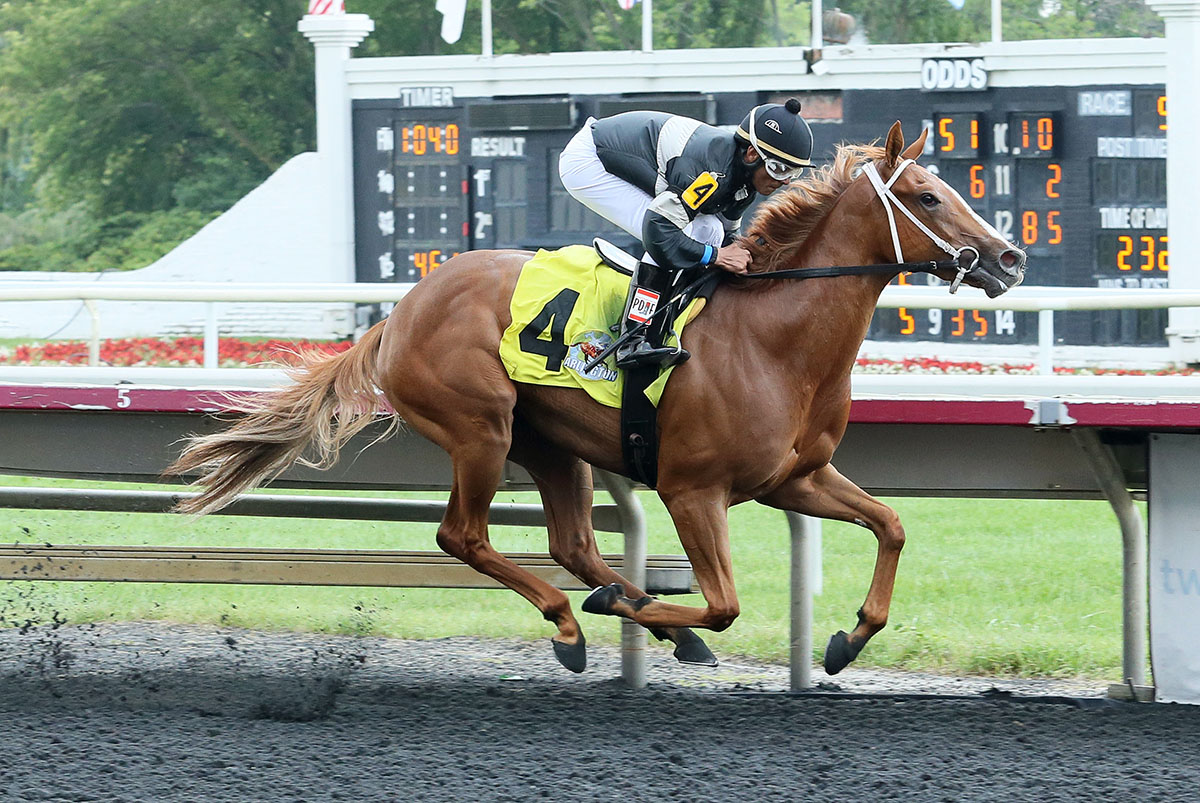 Winning Envelope wins an Aug. 11 maiden race