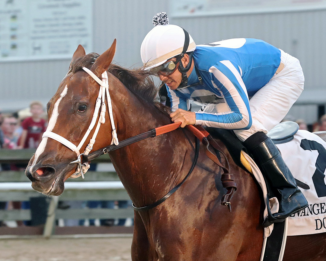 Winning Romance wins the 2021 Louisiana Legends Soiree at Evangeline Downs