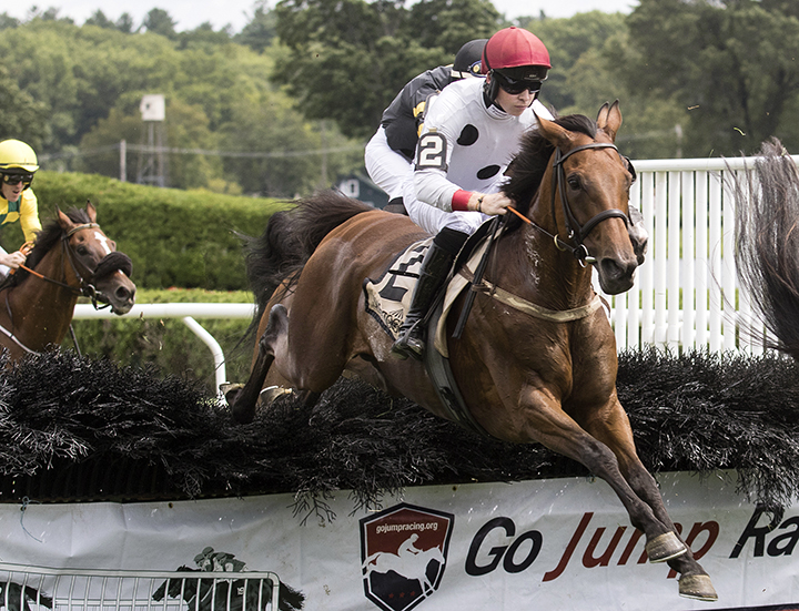 Winston C wins the Turf Writers Cup at Saratoga Race Course