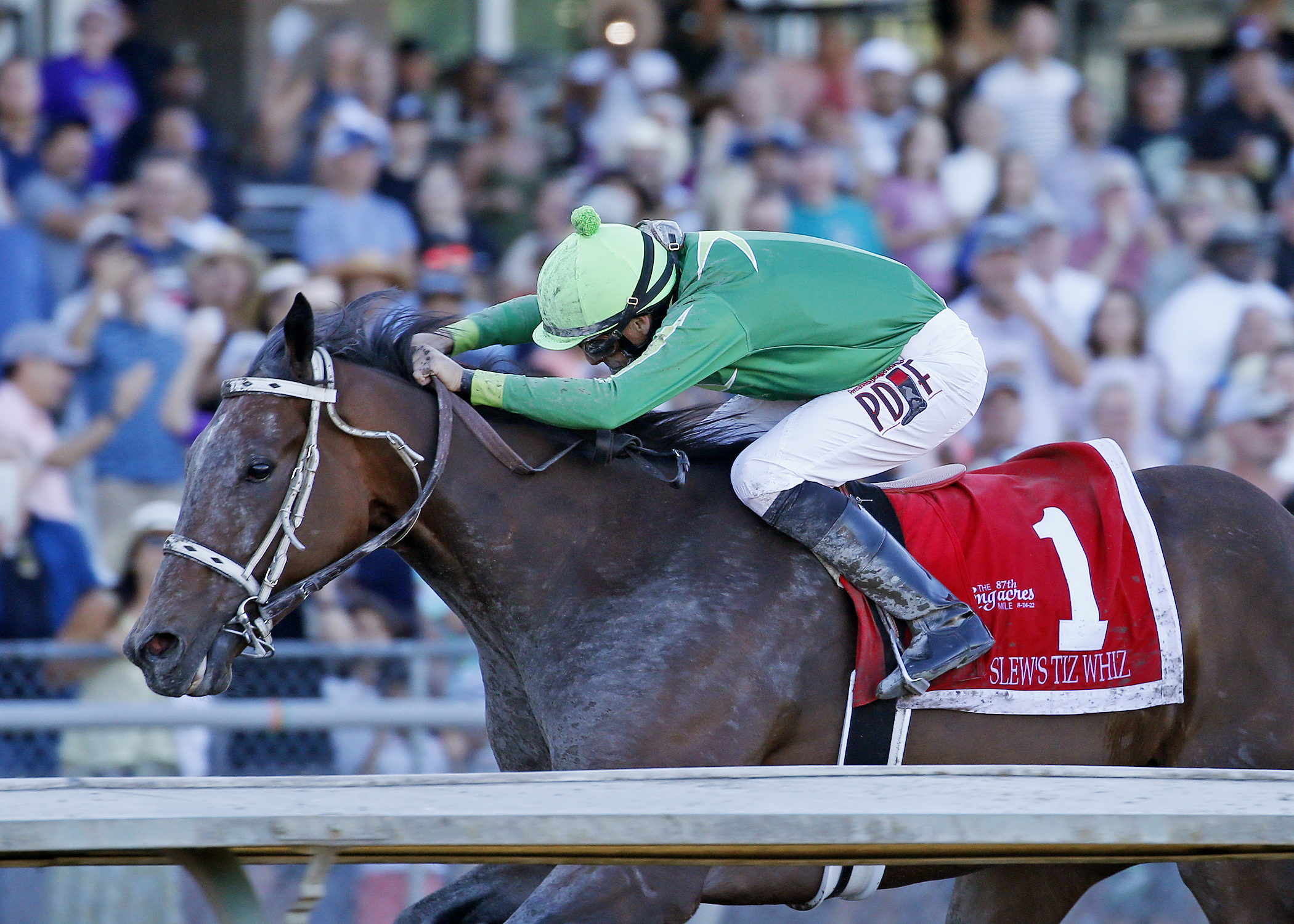 Slew's Tiz Whiz wins Longacres Mile 8-14-2022