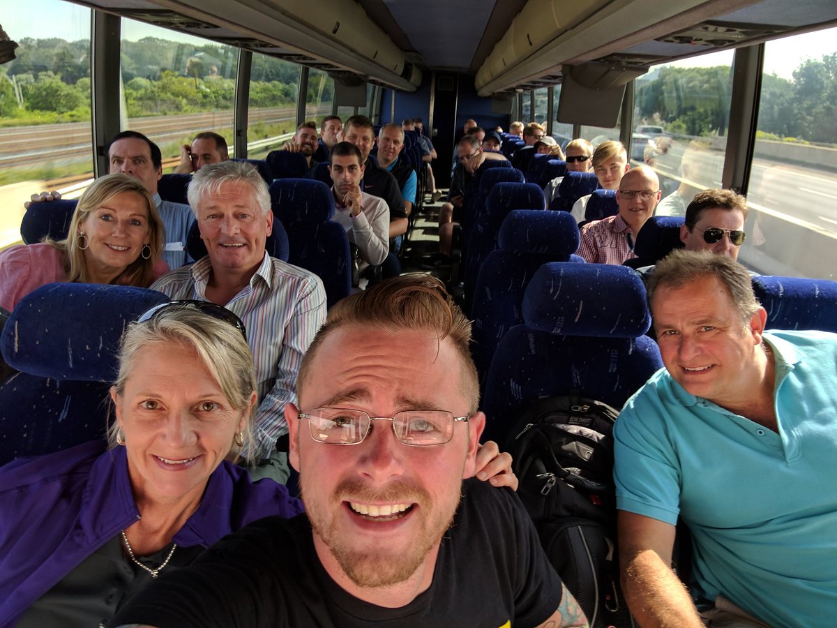 Macedonio Bus