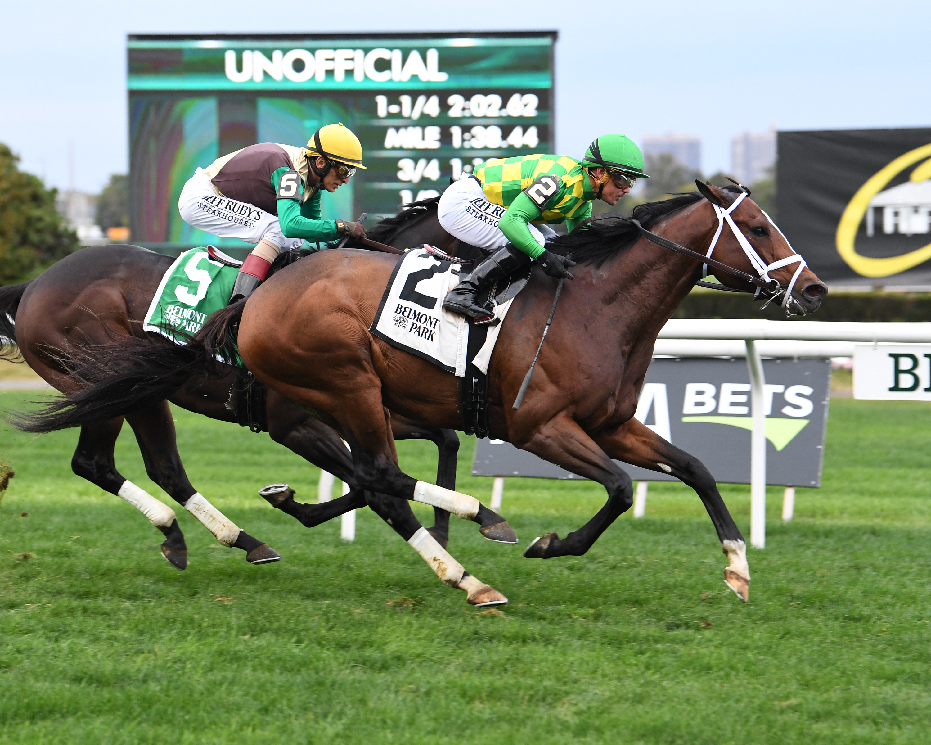 Shamrocket (2) wins Point of Entry 10-24-2021